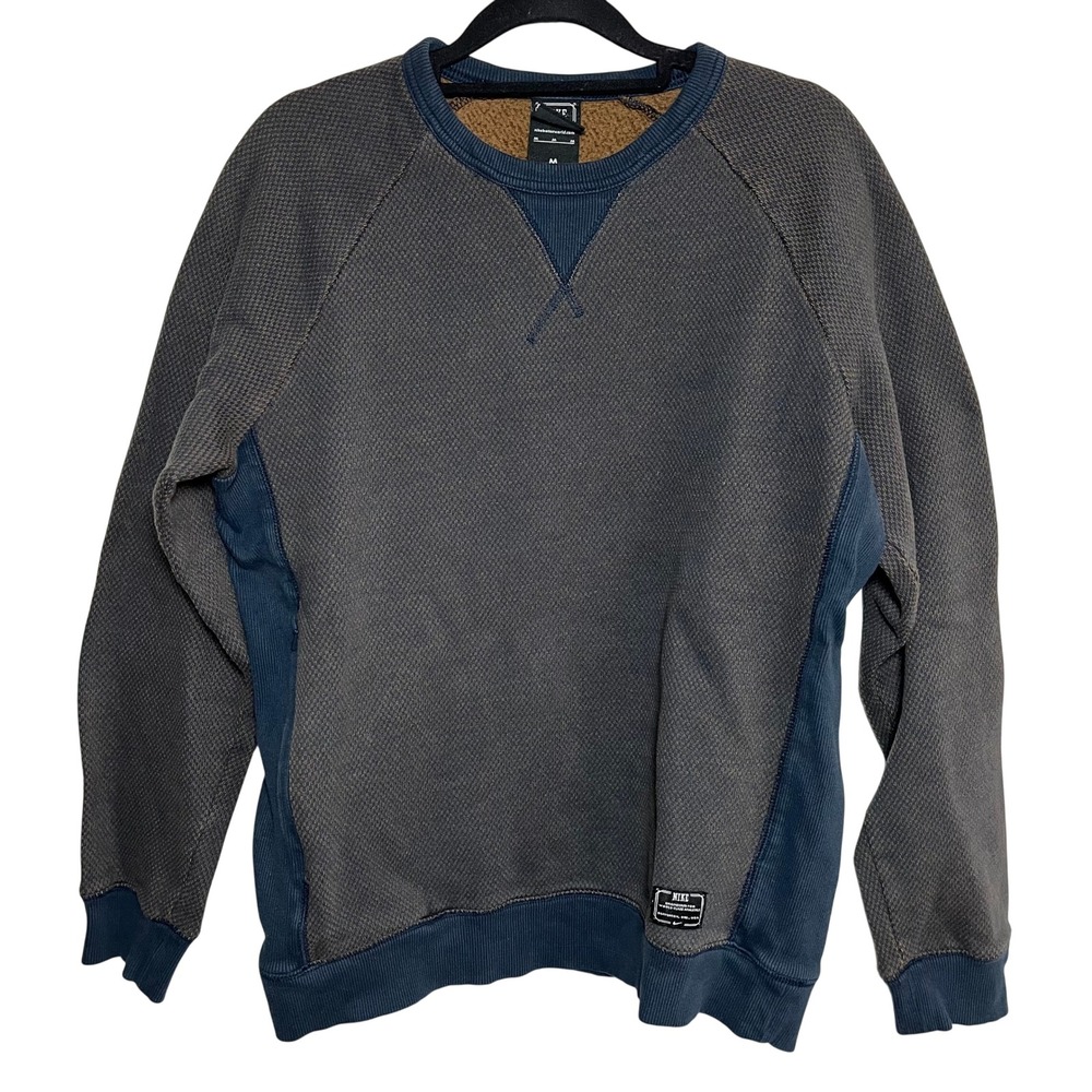 Nike Mens Gray Sweatshirt Sz Medium Waffle Knit Fleece Lined Gorpcore Athleisure